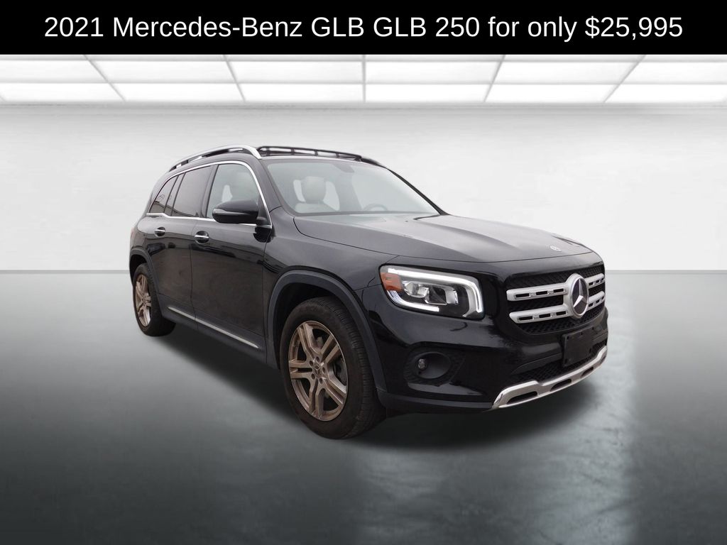 2021 Mercedes-Benz GLB Base's photo