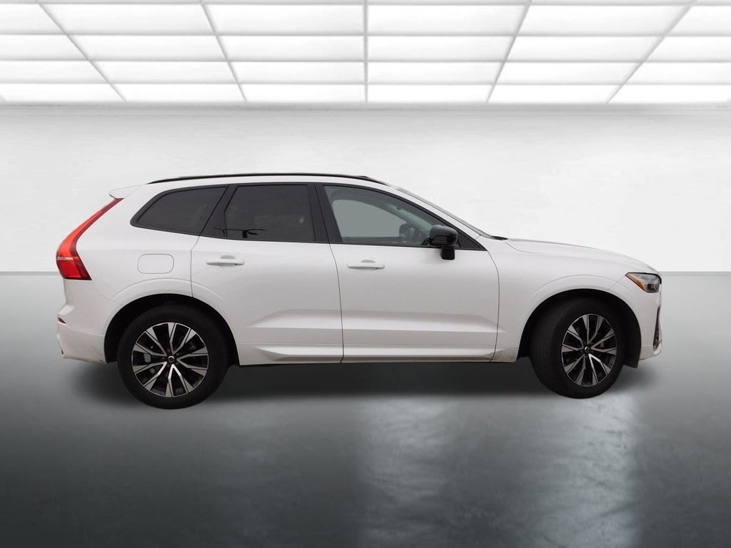 Used 2024 Volvo XC60 B5 Core Dark SUV