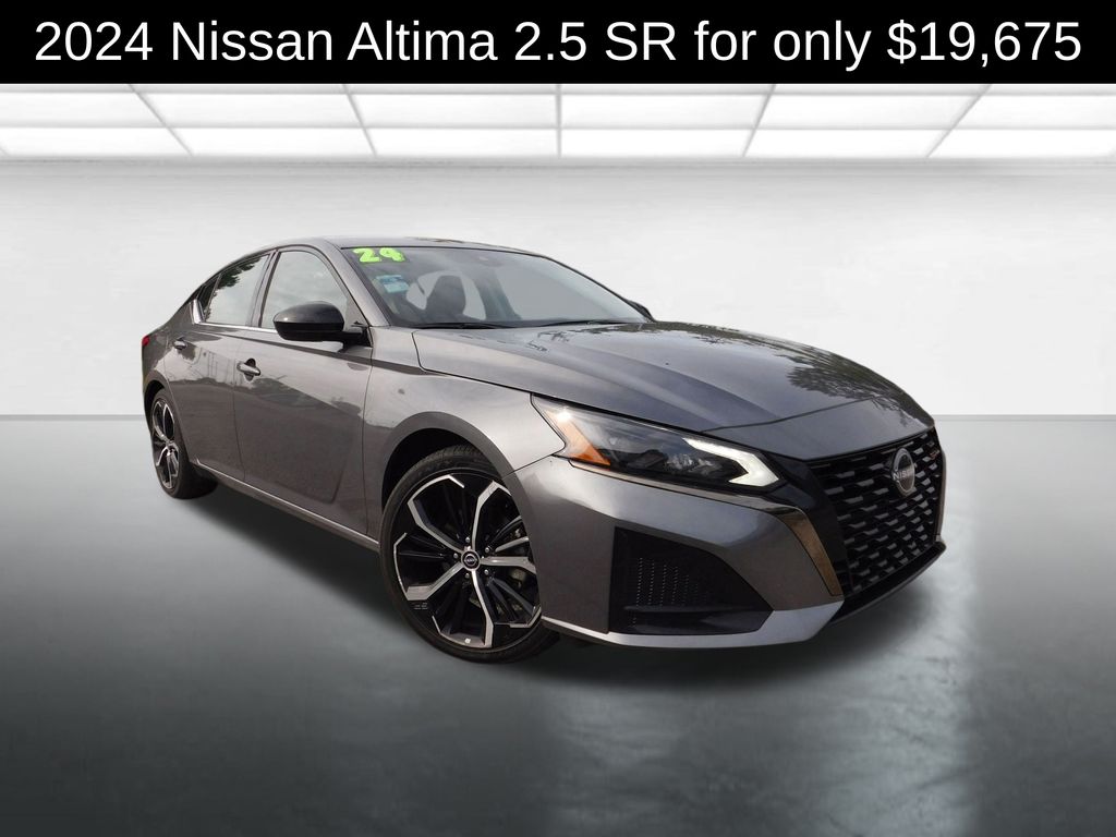 2024 Nissan Altima SR