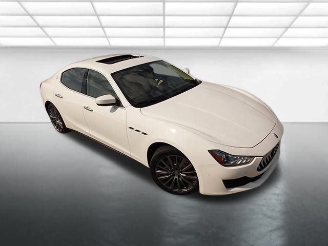2018 Maserati Ghibli S Q4 photo 2
