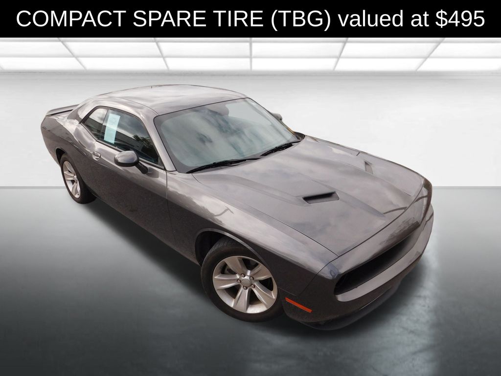 2023 Dodge Challenger SXT photo 2