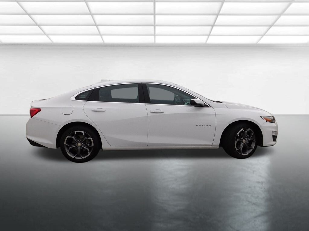 Used 2024 Chevrolet Malibu 1LT Sedan