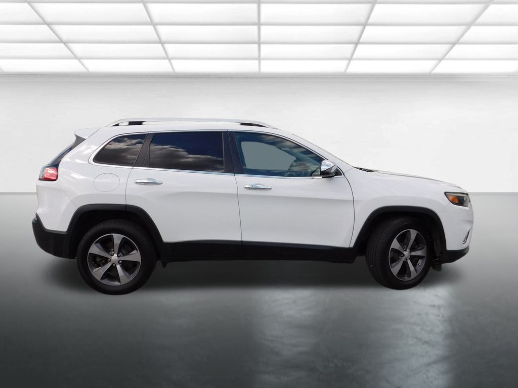 2019 Jeep Cherokee Limited photo 3