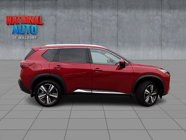 2023 Nissan Rogue Platinum photo 4
