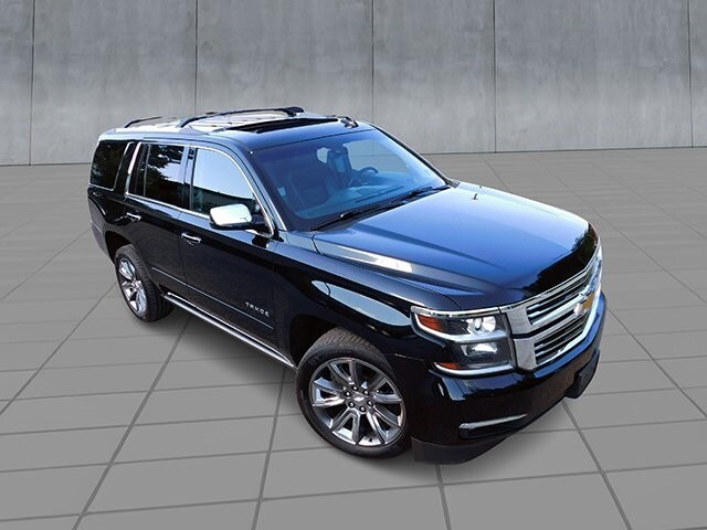 2018 Chevrolet Tahoe Premier photo 2