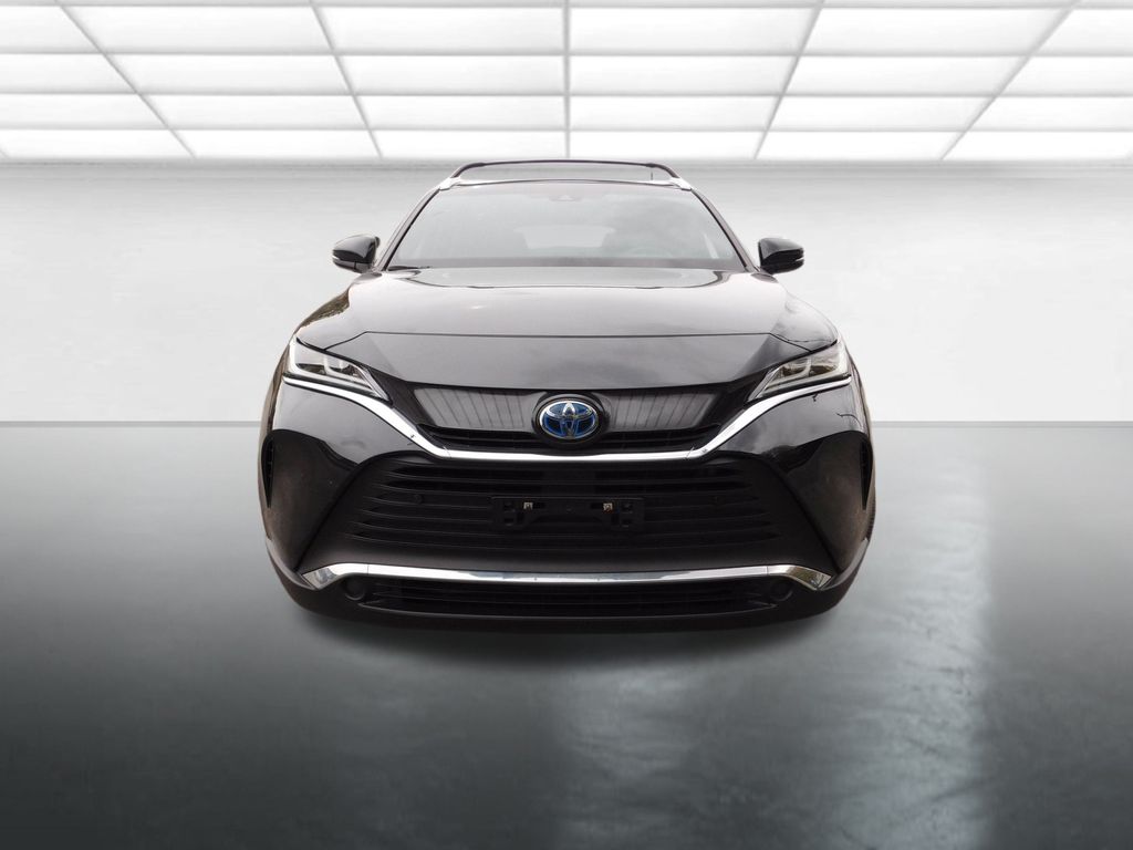 2021 Toyota Venza XLE photo 3