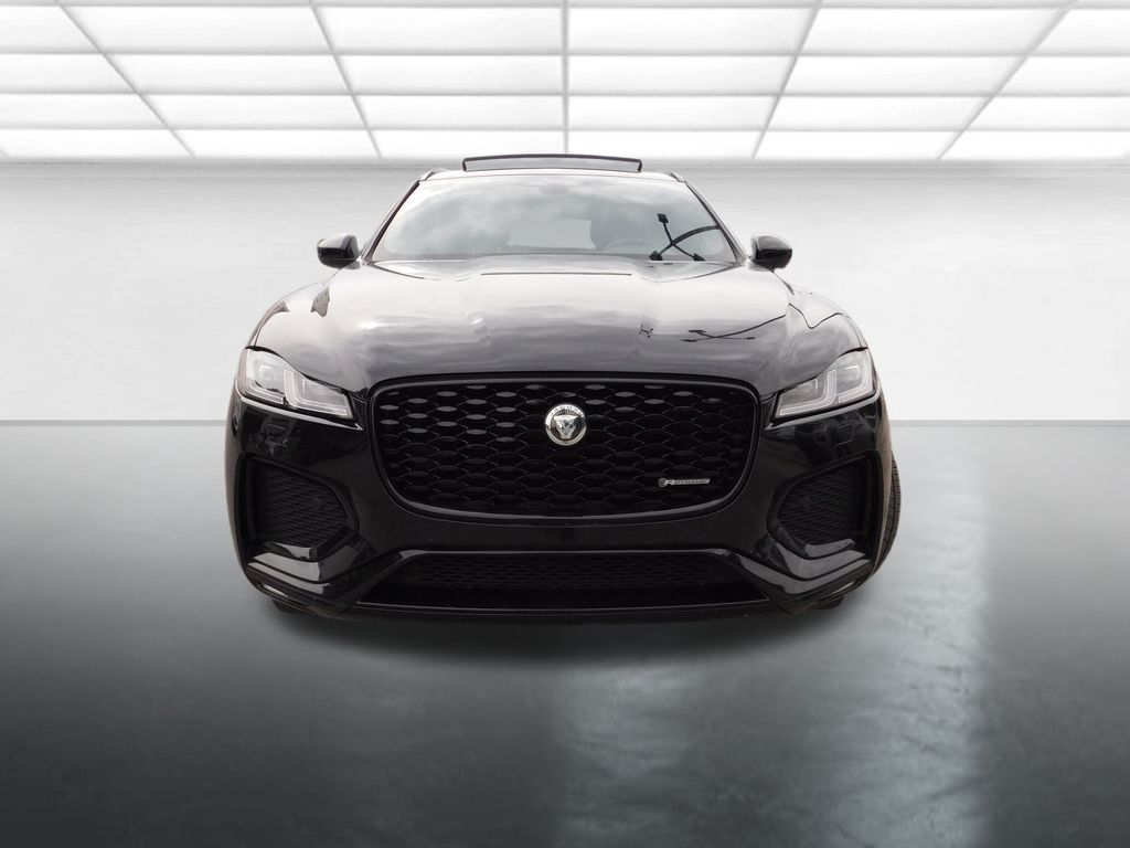 2025 Jaguar F-PACE P250 R-Dynamic S photo 3