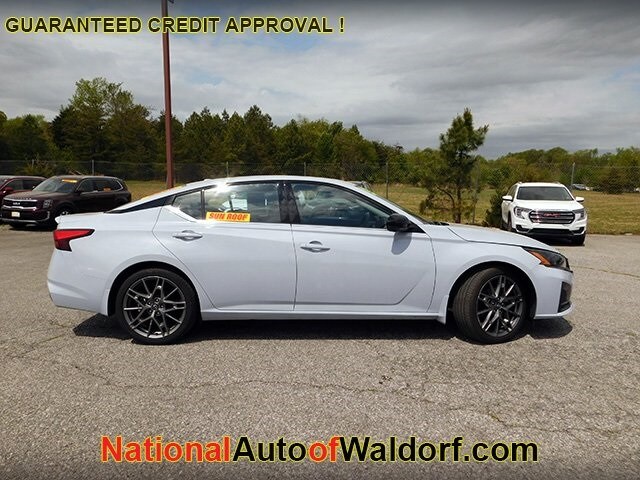 2023 Nissan Altima SR VC-Turbo photo 4