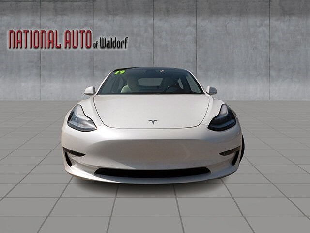 2019 Tesla Model 3 Mid Range photo 3