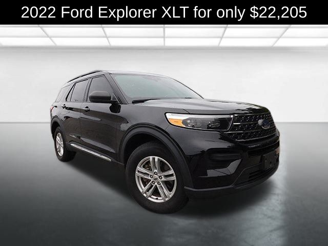 2022 Ford Explorer XLT's photo