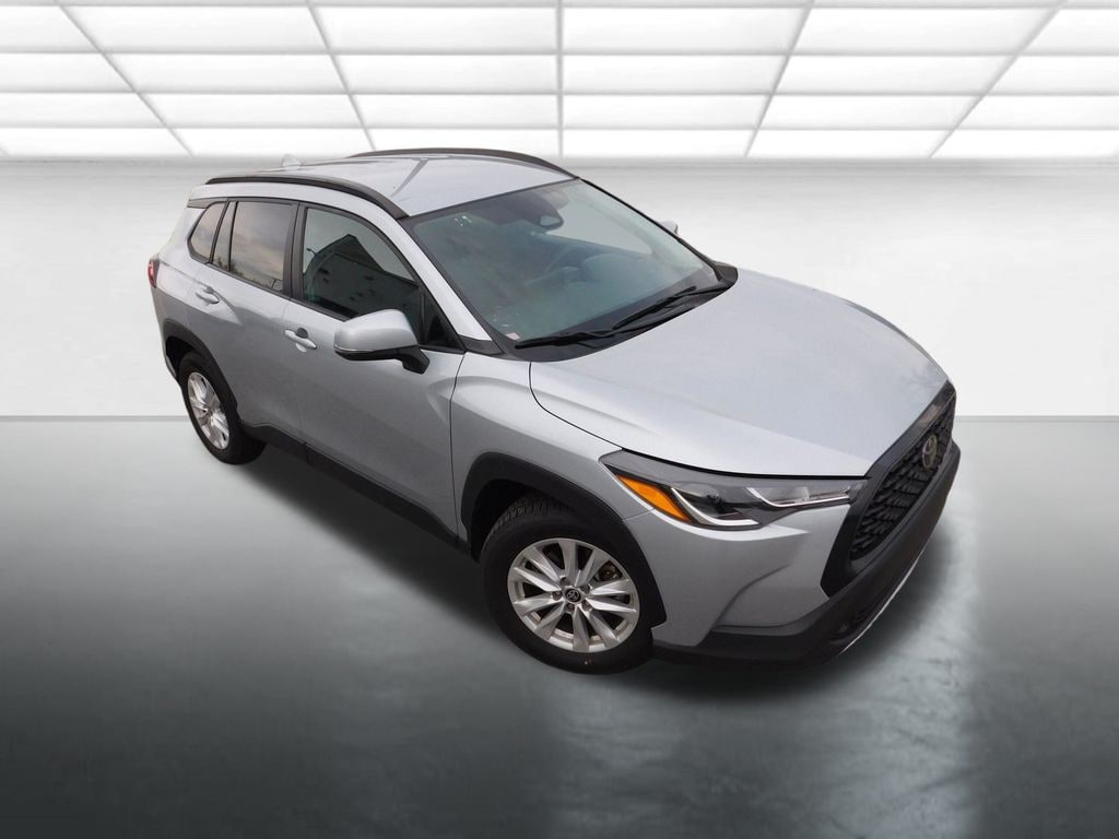 Used 2023 Toyota Corolla Cross LE SUV