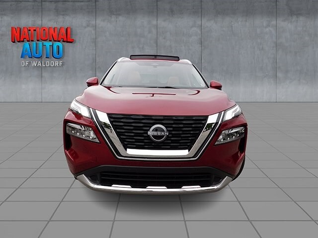 2023 Nissan Rogue Platinum photo 3