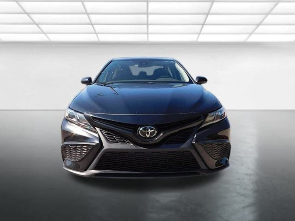 Used 2024 Toyota Camry SE Sedan