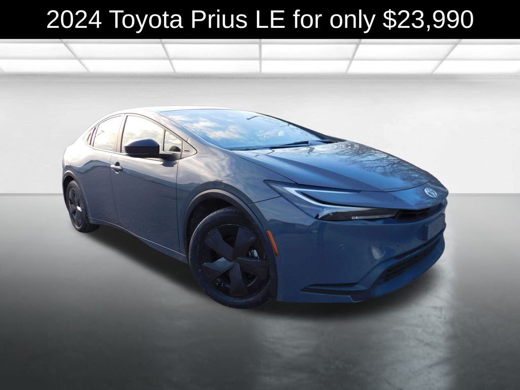 2024 Toyota Prius LE's photo