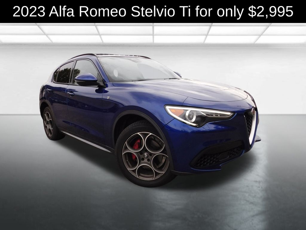 2023 Alfa Romeo Stelvio Ti's photo