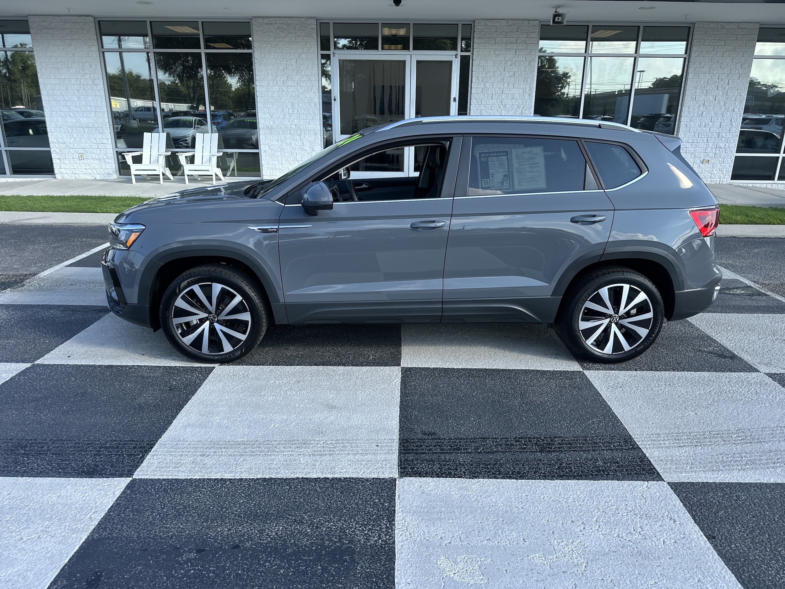 2024 Volkswagen Taos