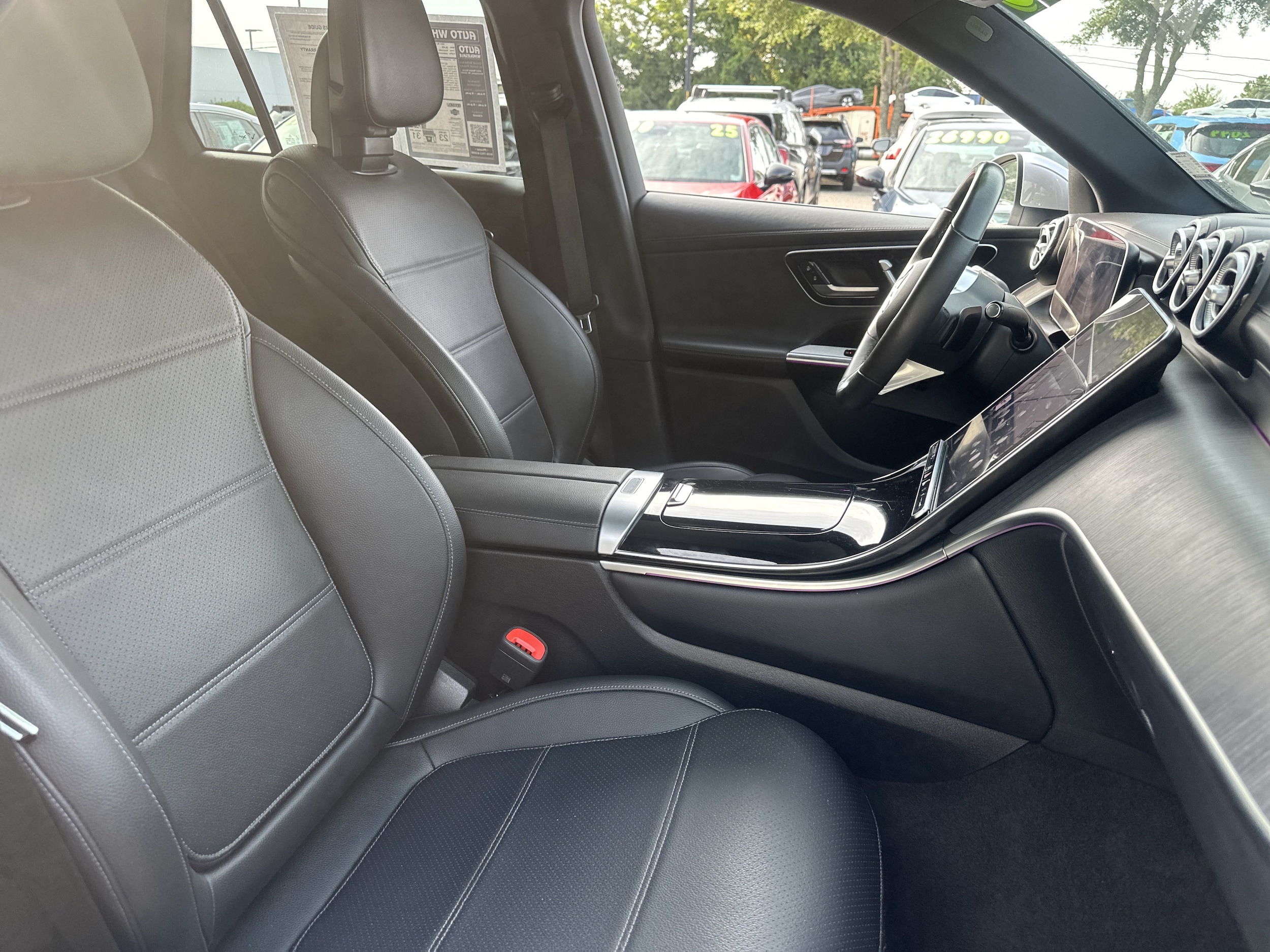 2023 Mercedes-Benz GLC GLC 300 - Photo 13