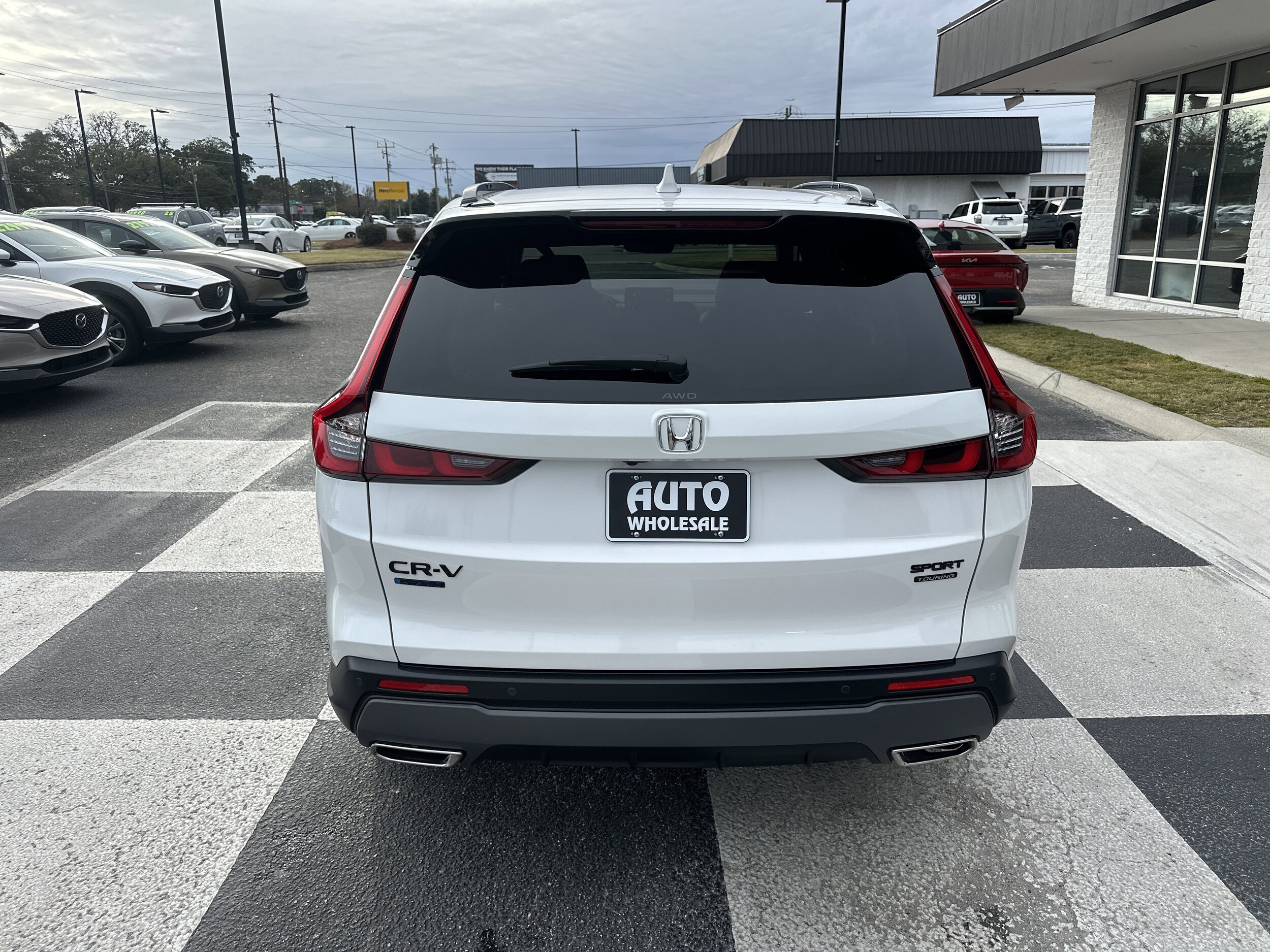 2026 Honda CR-V Hybrid Sport Touring photo 4