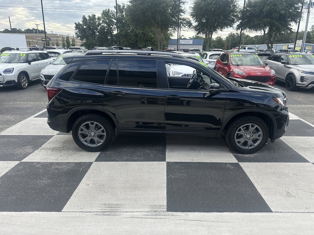 Used 2025 Honda Passport TrailSport SUV