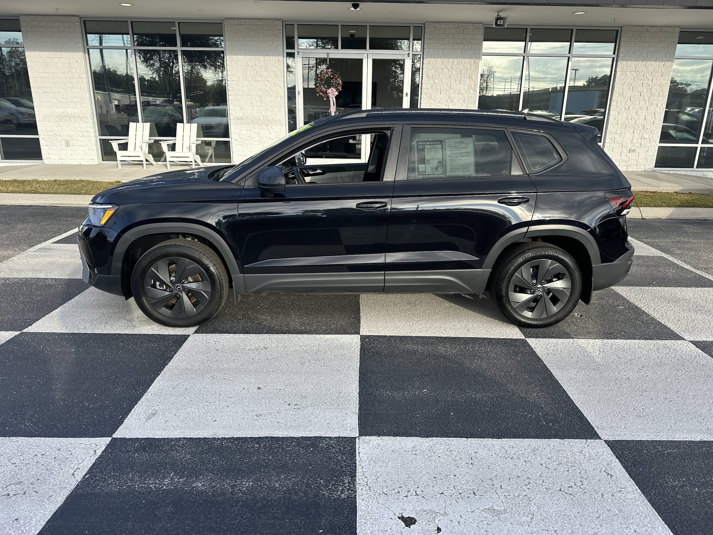 2025 Volkswagen Taos S