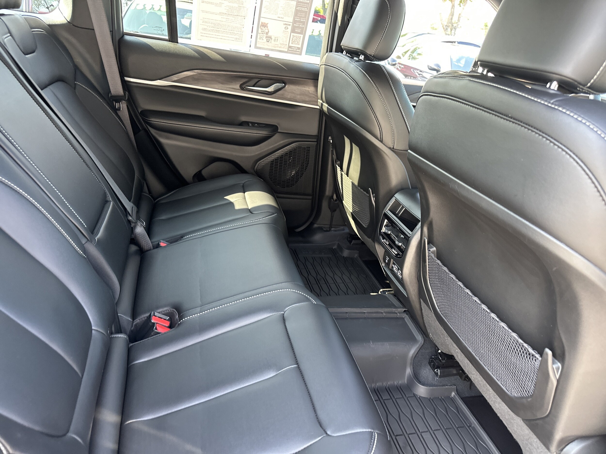 2025 Jeep Grand Cherokee Limited - Photo 14