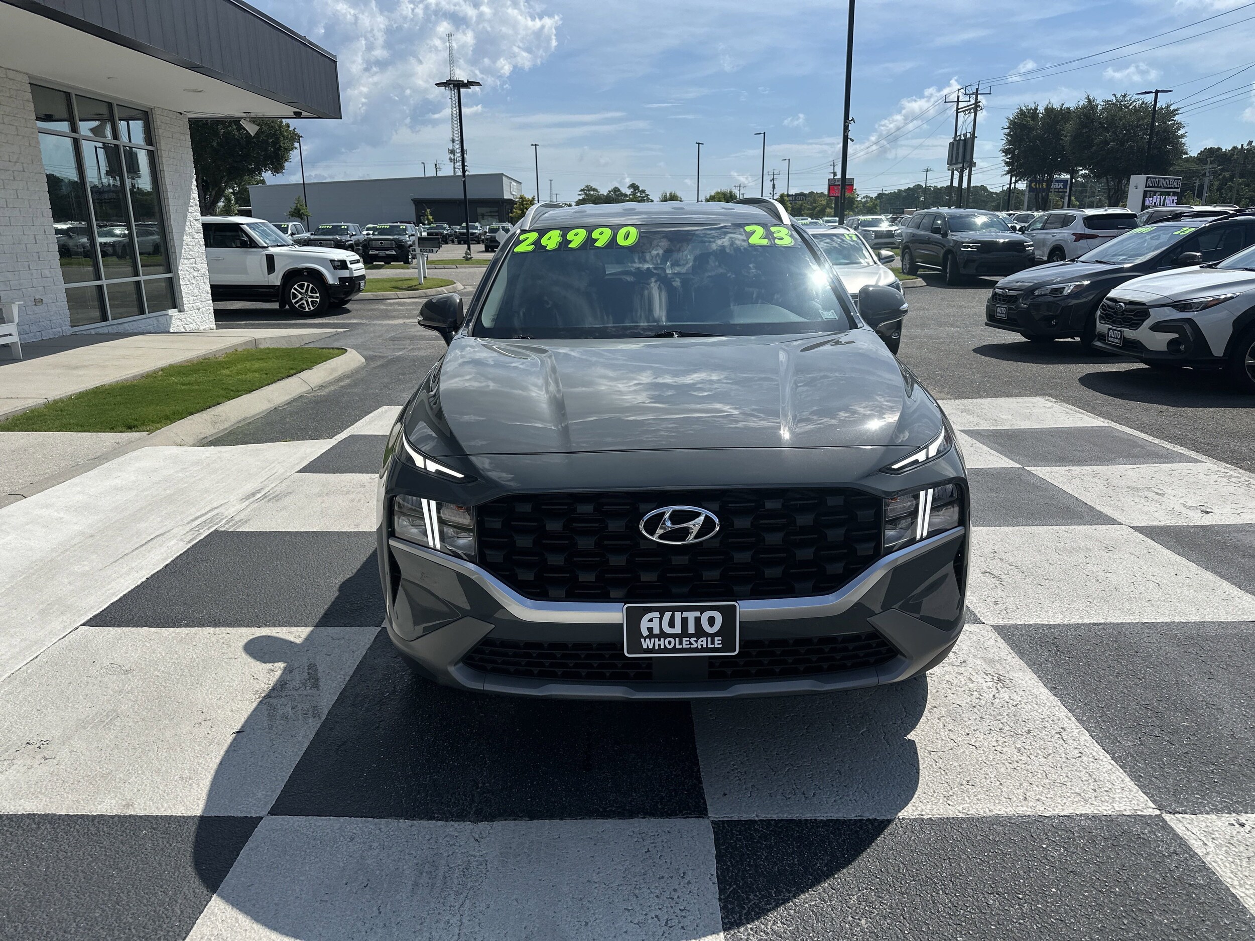 2023 Hyundai Santa Fe SEL photo 2