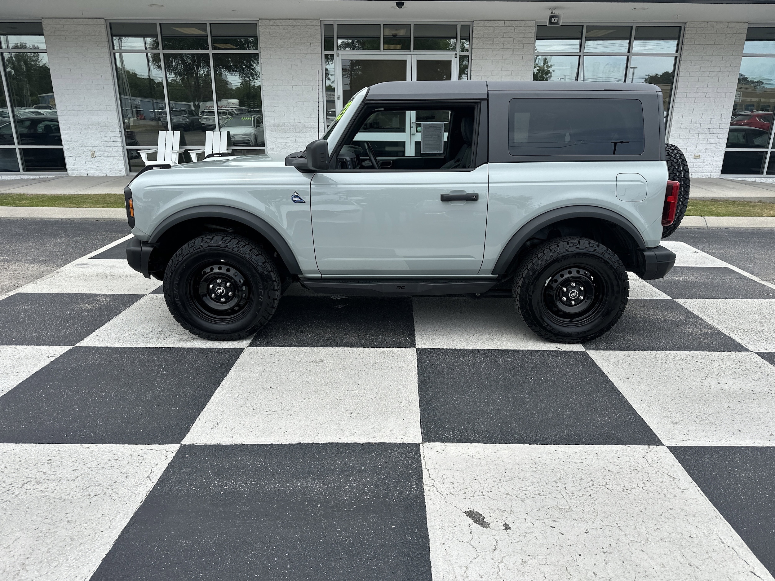2023 Ford Bronco Black Diamond Advanced 4x4's photo
