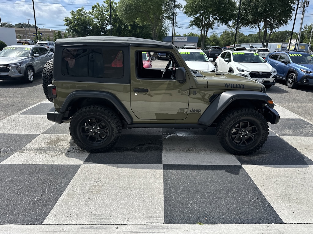 Used 2025 Jeep Wrangler Sport SUV