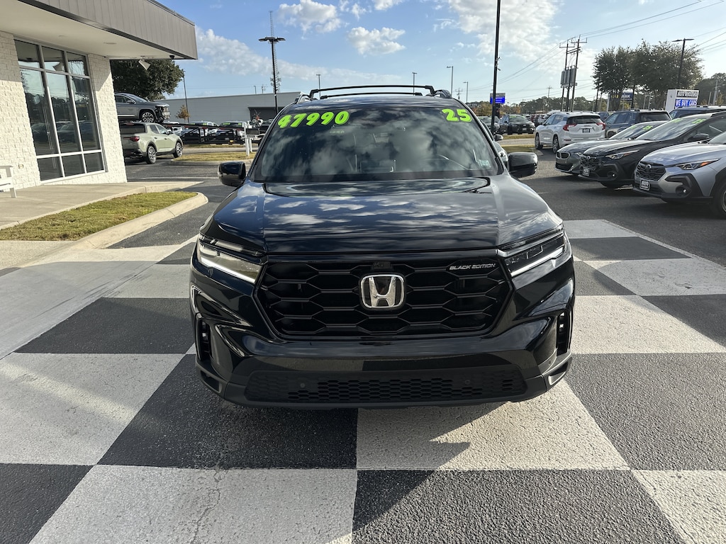 Used 2025 Honda Pilot Black Edition SUV