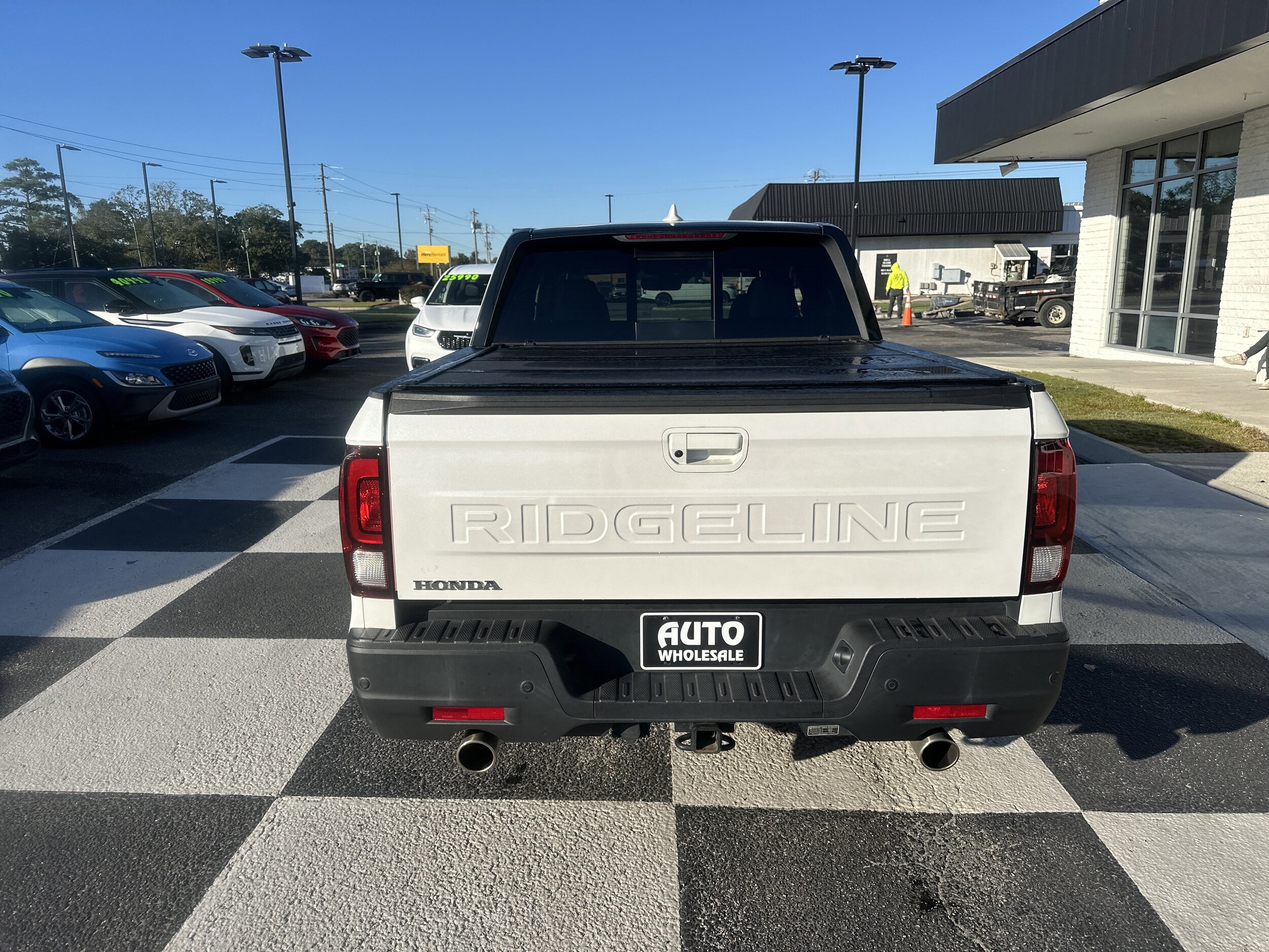 2024 Honda Ridgeline Black Edition photo 4