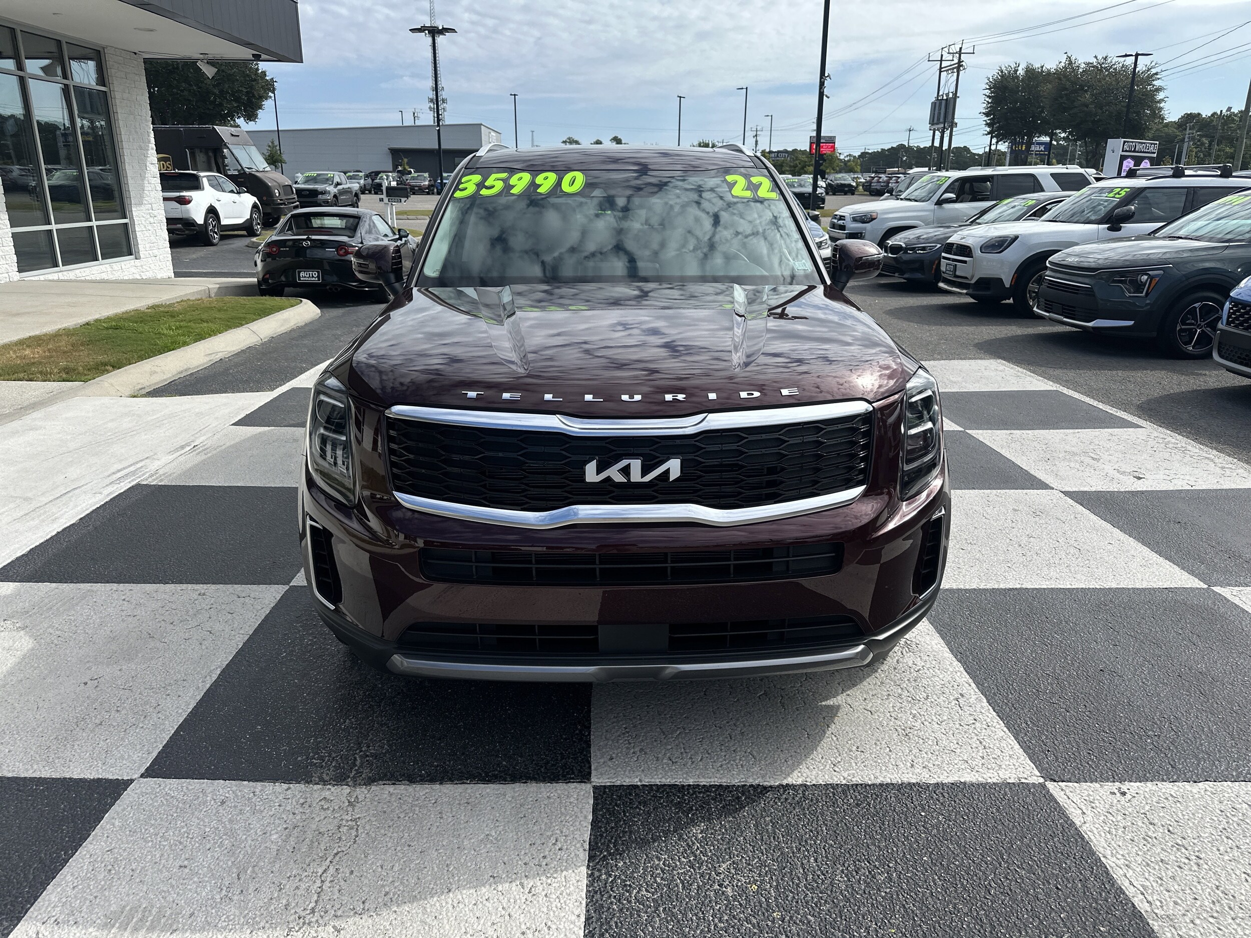 2022 Kia Telluride EX photo 2