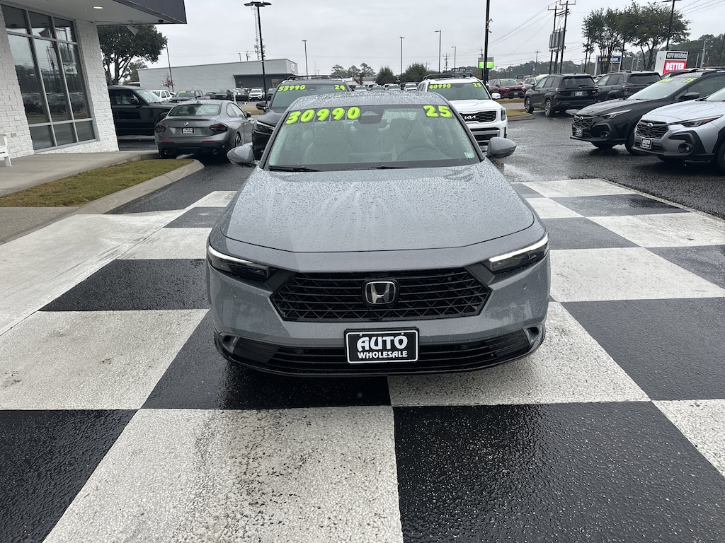Used 2025 Honda Accord Hybrid EX-L Sedan