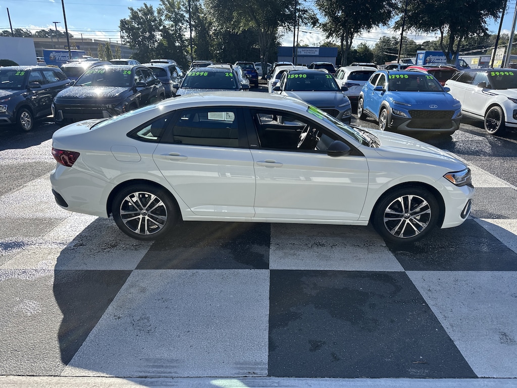 Used 2024 Volkswagen Jetta 1.5T Sport Sedan