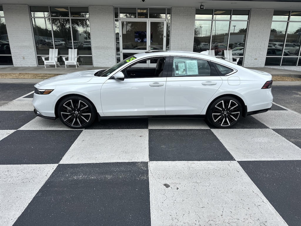 Used 2025 Honda Accord Hybrid Touring Sedan