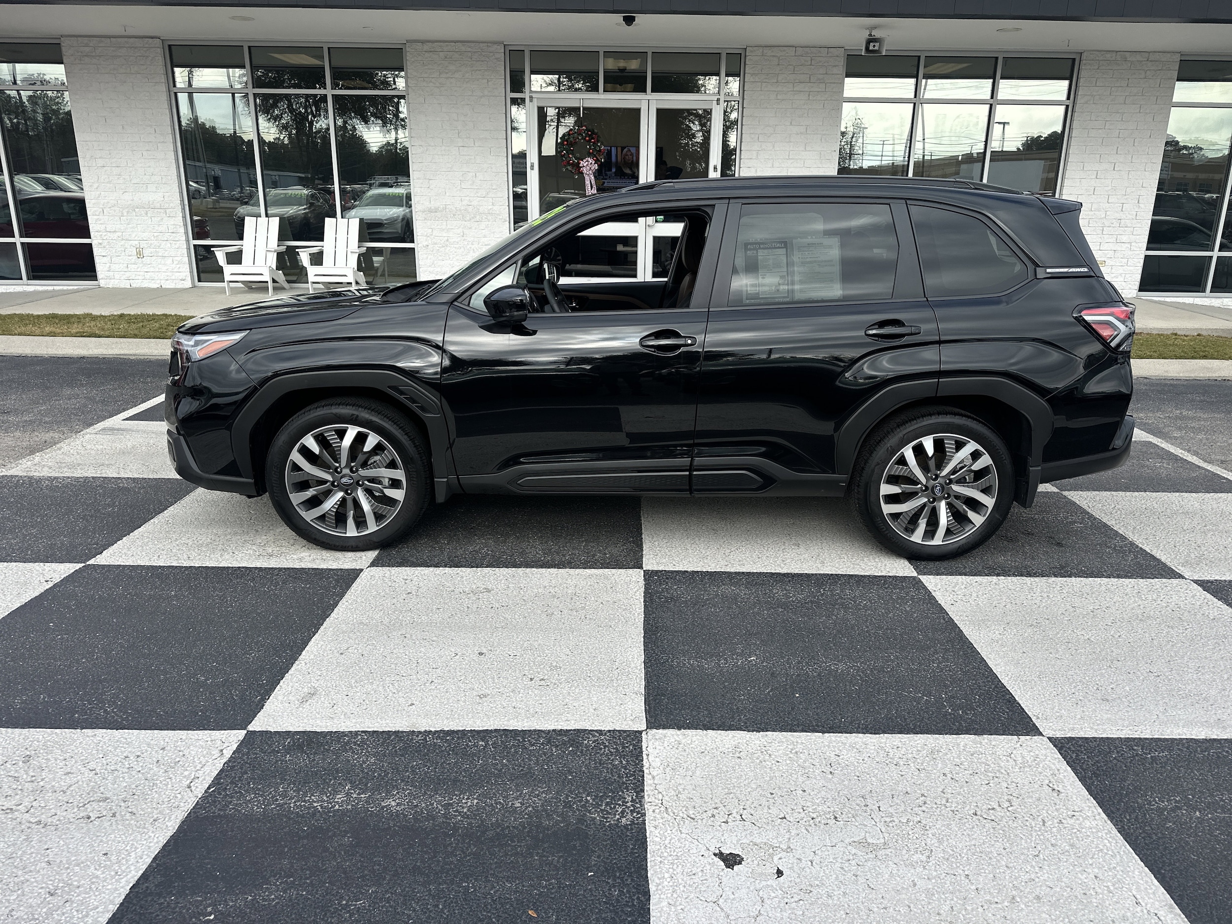 2025 Subaru Forester Touring's photo