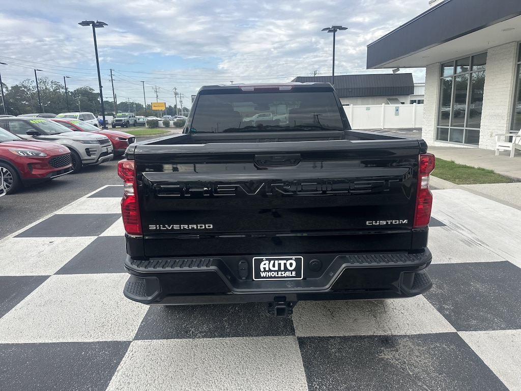 Used 2024 Chevrolet Silverado 1500 Custom Trail Boss Truck Crew Cab