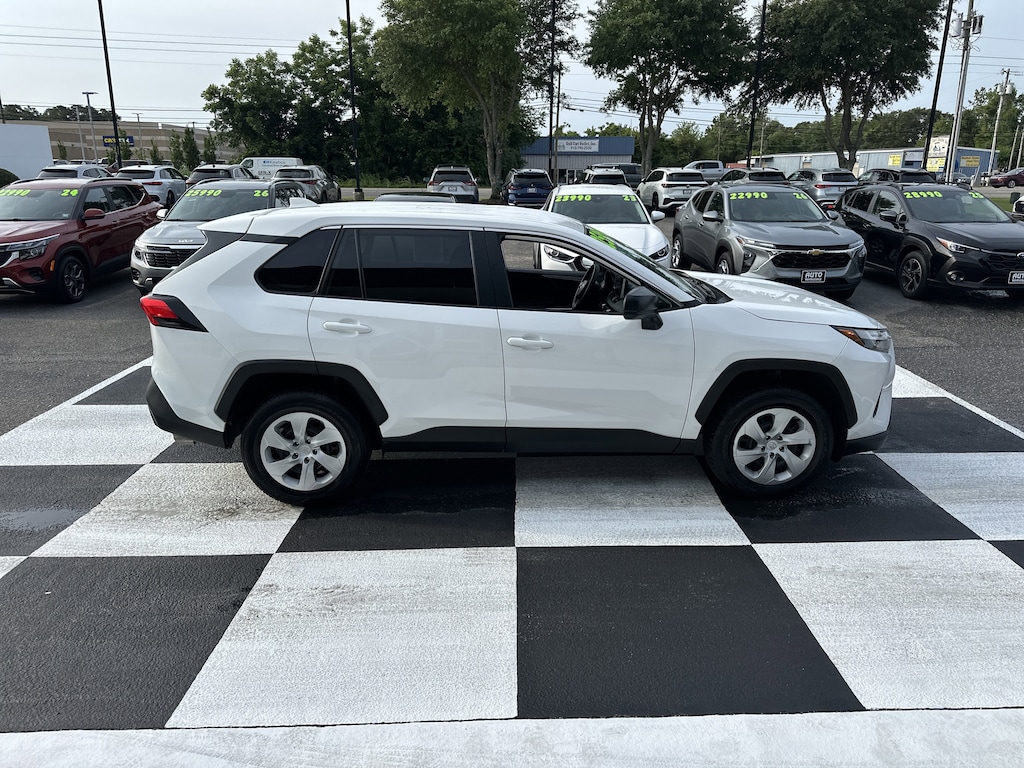 Used 2024 Toyota RAV4 LE SUV