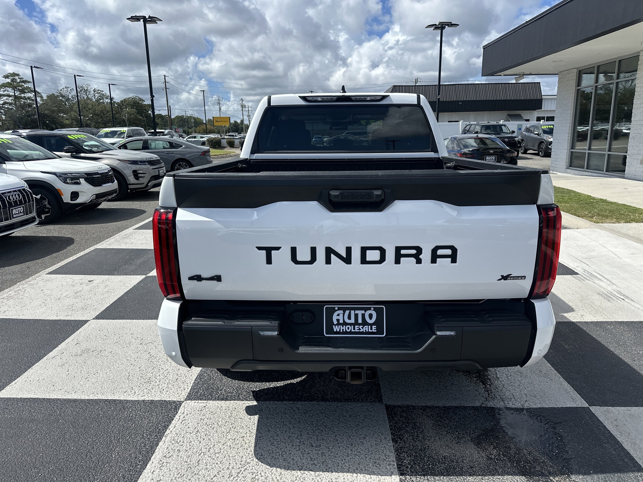 2024 Toyota Tundra SR5 photo 2