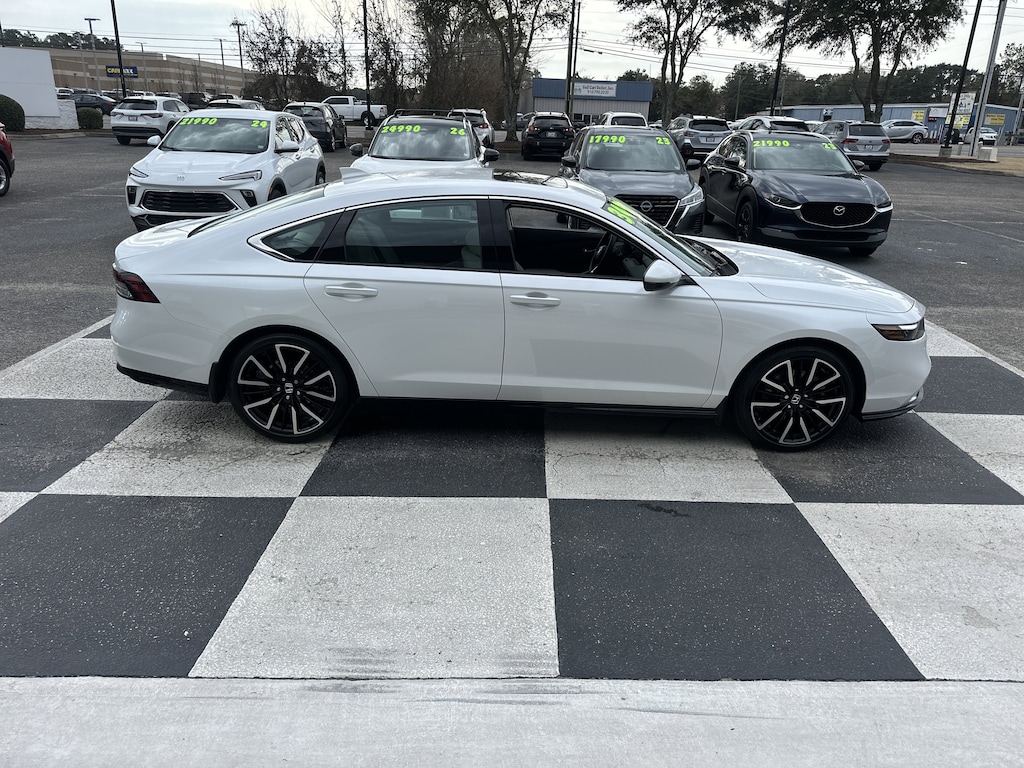 Used 2025 Honda Accord Hybrid Touring Sedan
