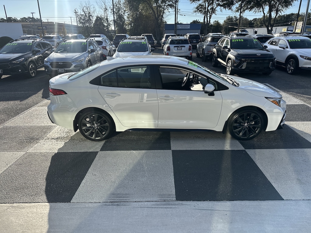 Used 2026 Toyota Corolla SE Sedan