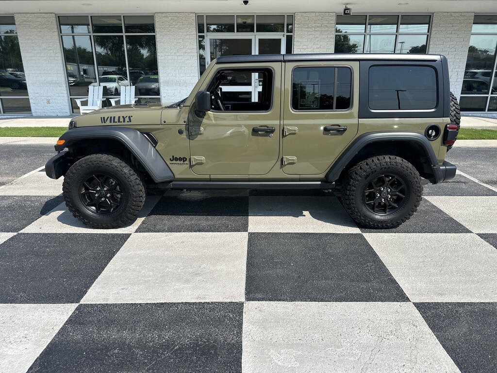 Used 2025 Jeep Wrangler Sport SUV
