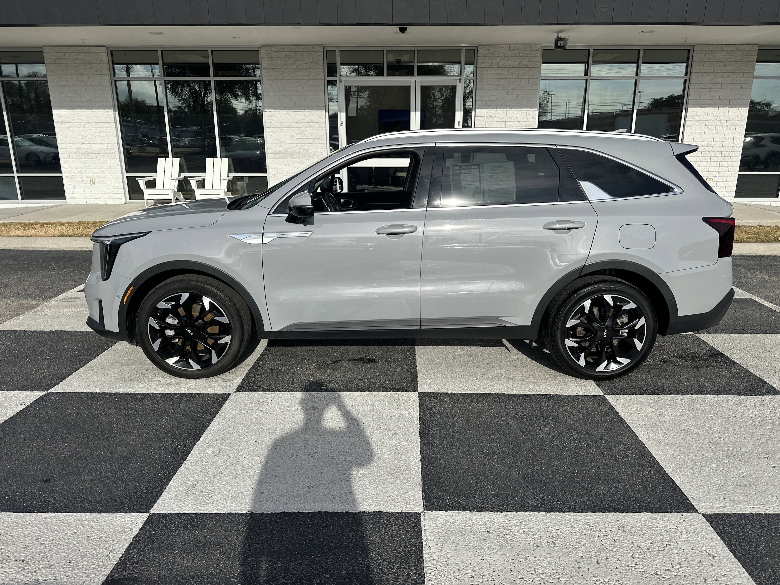 2025 Kia Sorento SX's photo