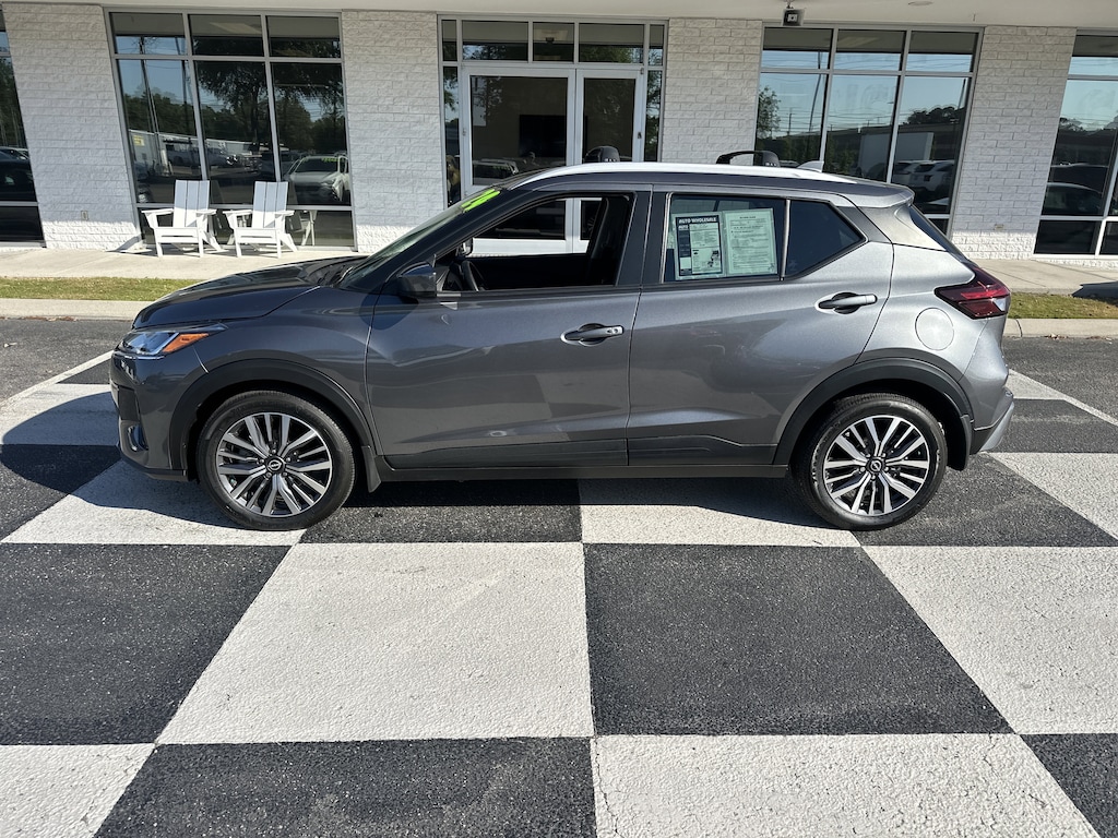 Used 2024 Nissan Kicks SV SUV