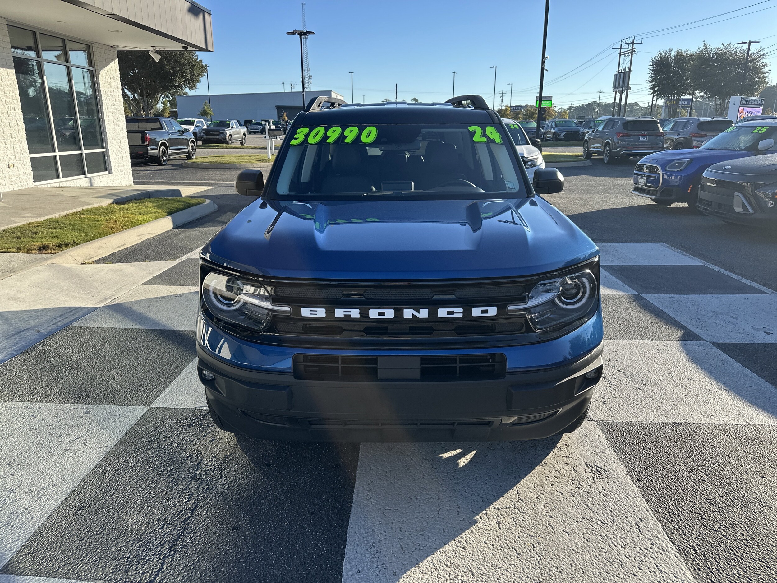 2024 Ford Bronco Sport Outer Banks photo 2