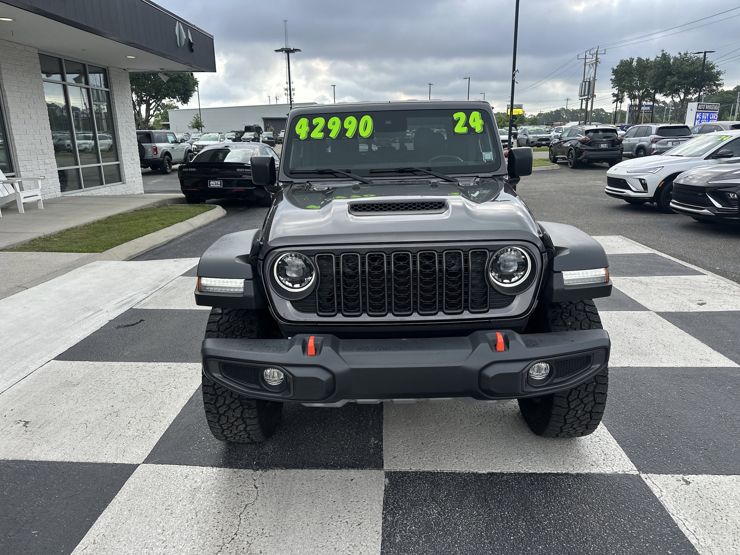 Vehicle Image 2