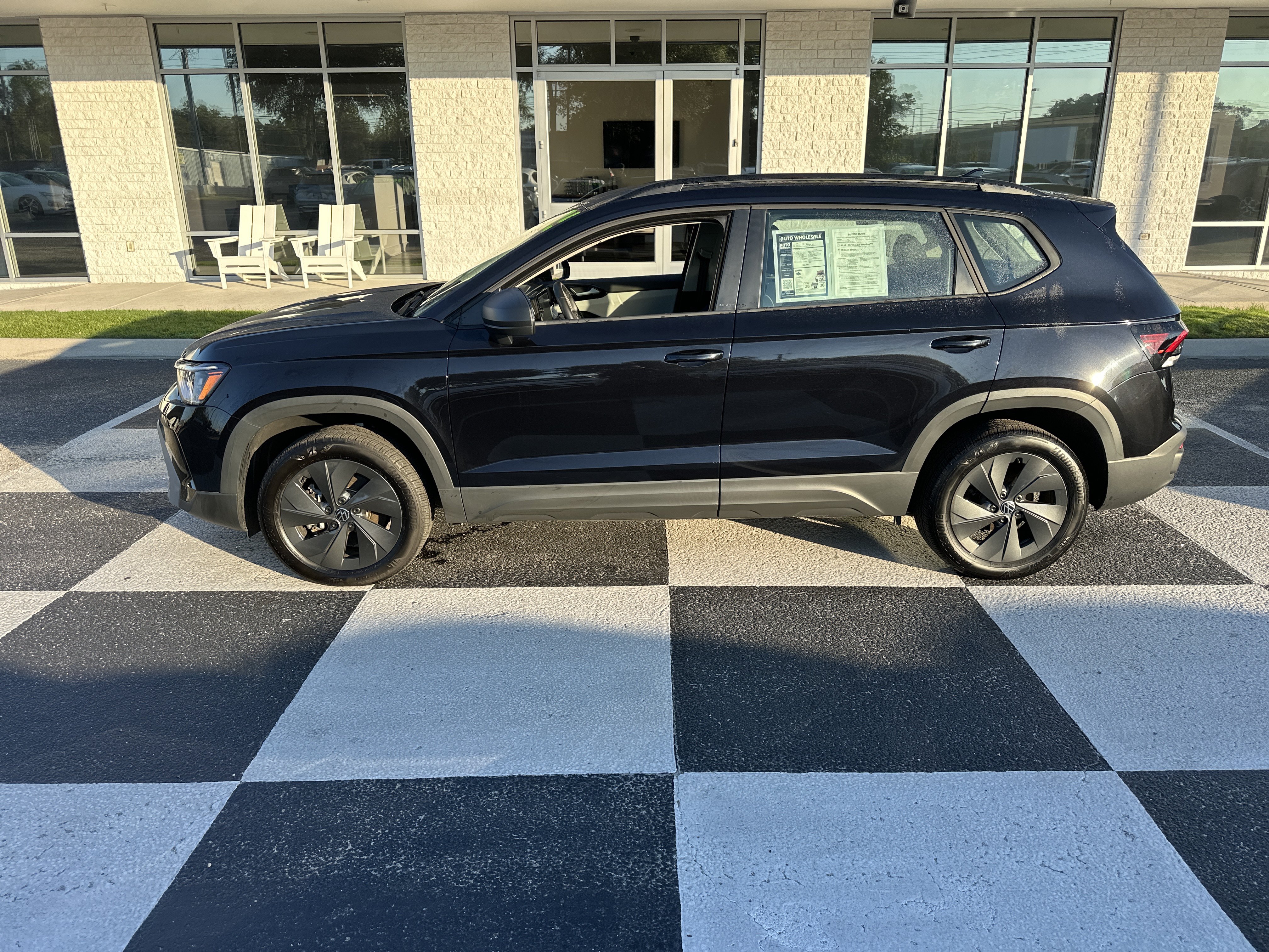 2025 Volkswagen Taos