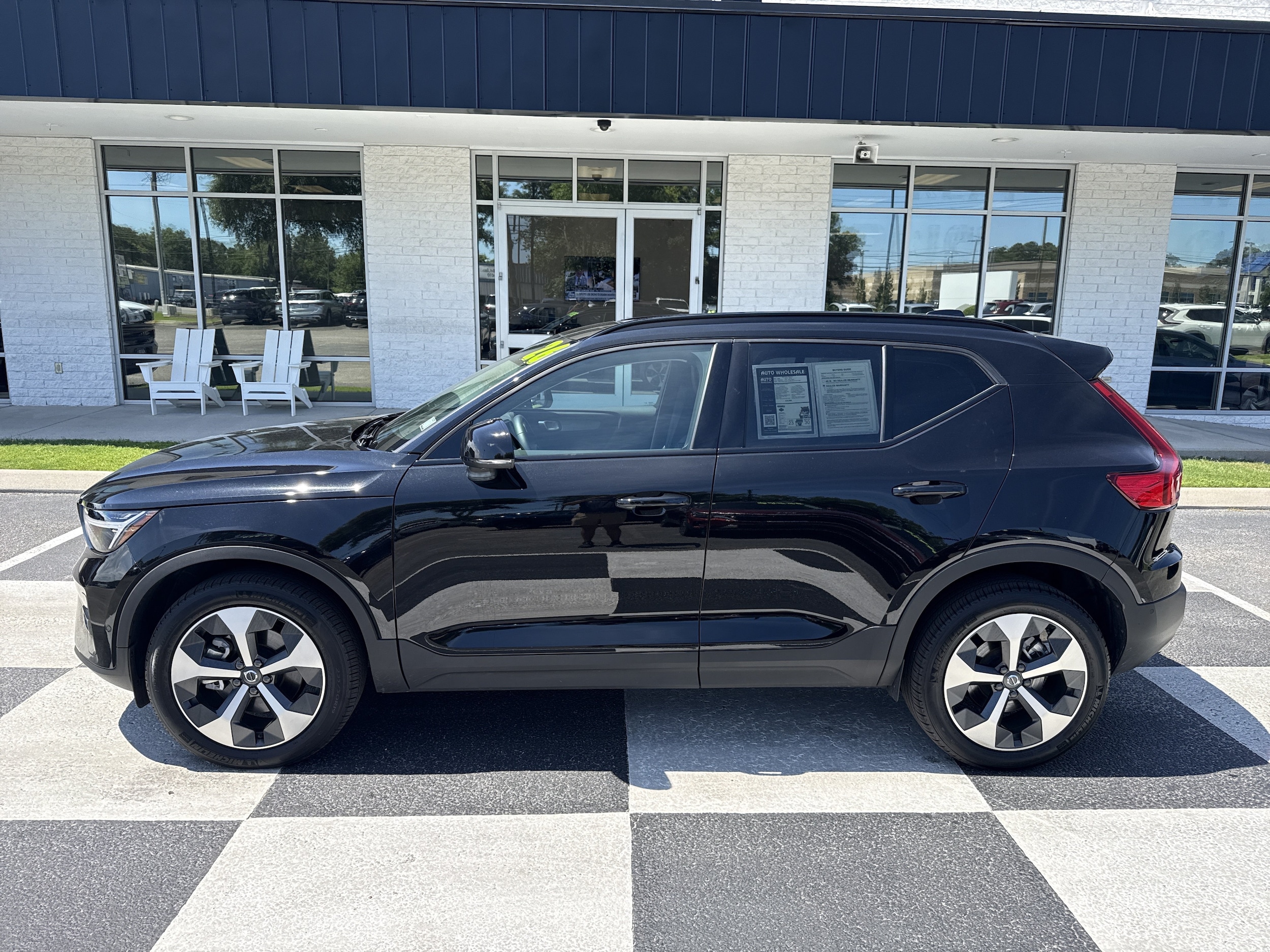 2026 Volvo XC40 B5 Plus Dark AWD's photo