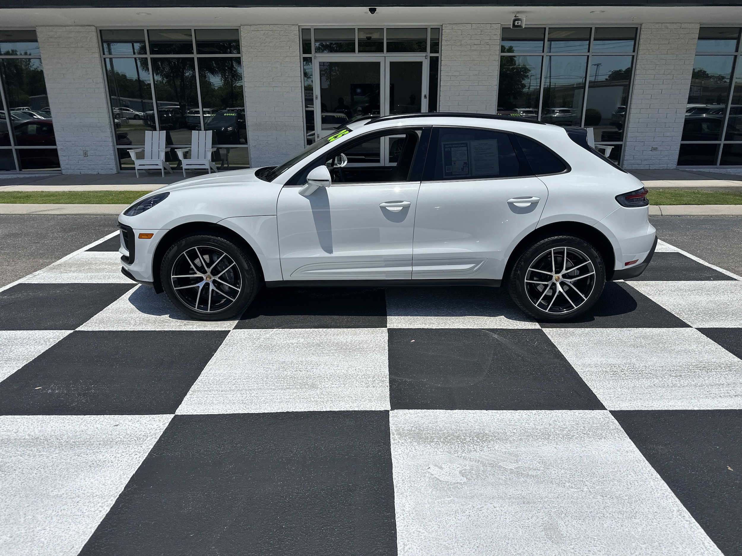 2025 Porsche Macan