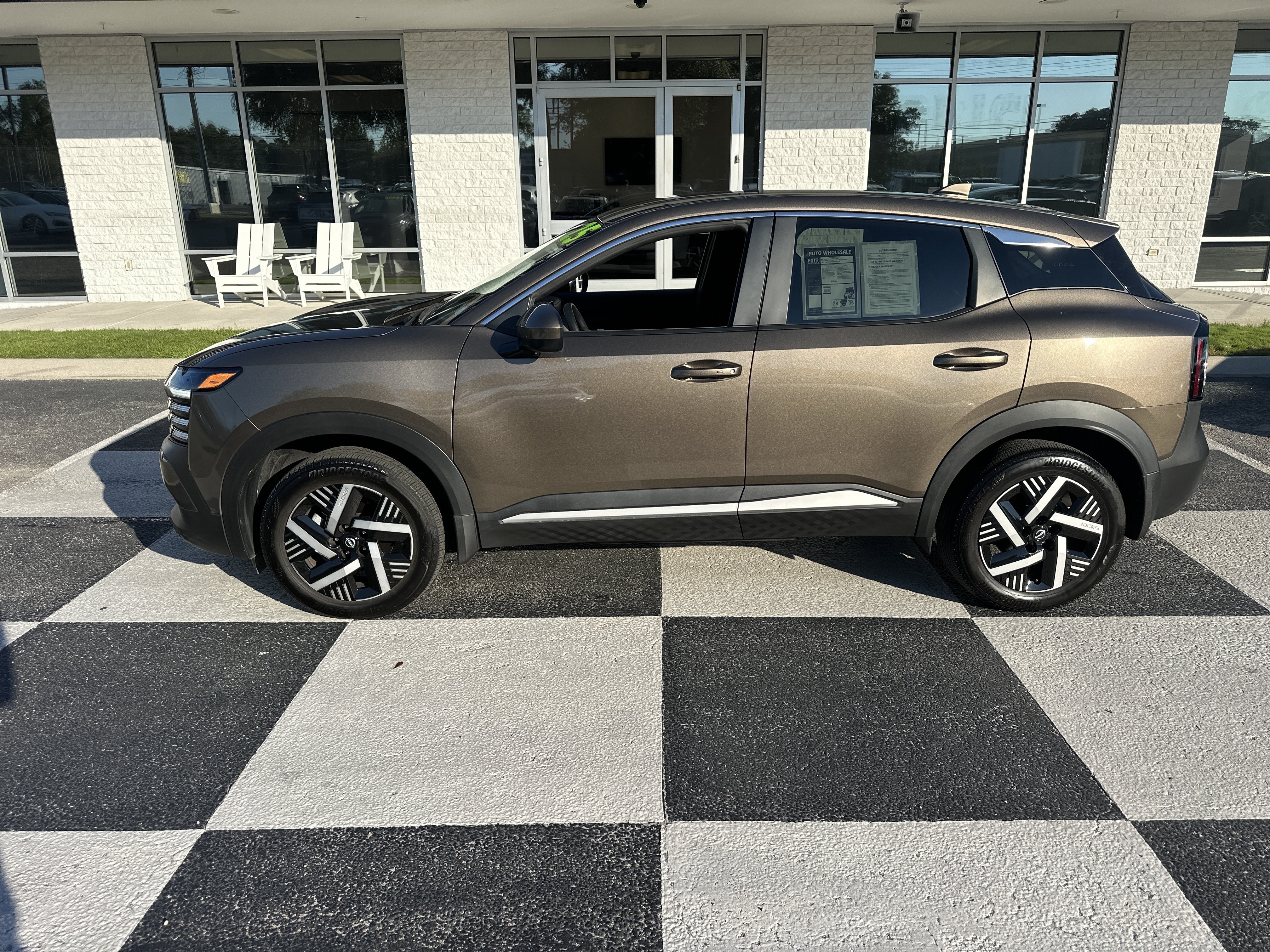 2025 Nissan Kicks
