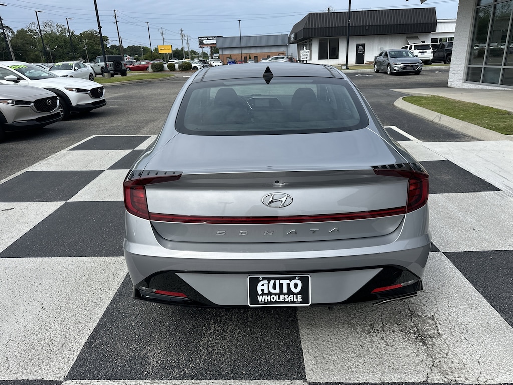 Used 2023 Hyundai Sonata SEL Sedan